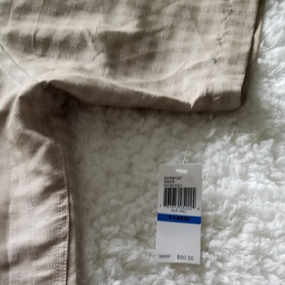 Van Heusen, Mens, Size 17 Button Shirt, New - Picture 3 of 5